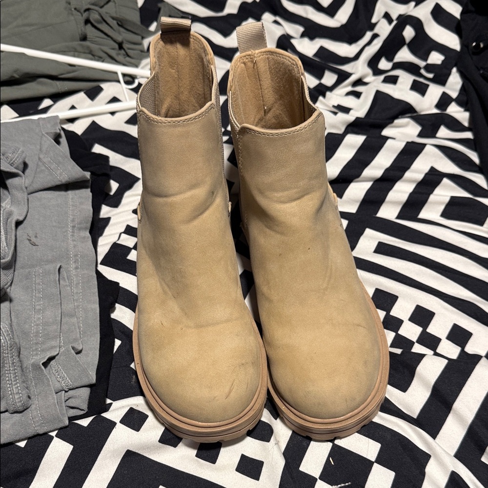Soda Tan Ankle Boots